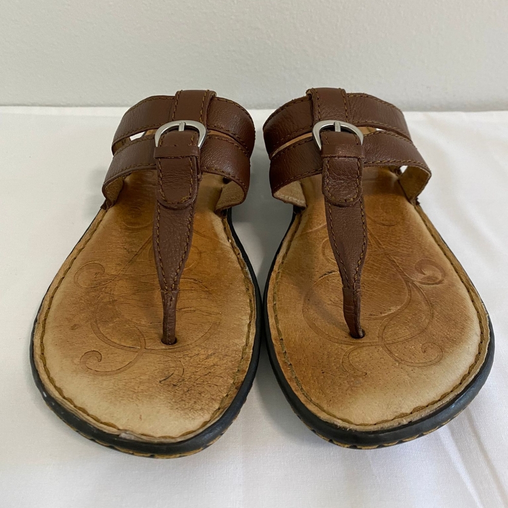 Born concept Brown  leather thong sandals  size 8 / 39 casual  flat summer